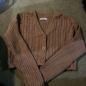 - women’s button up cropped Hollister sweater